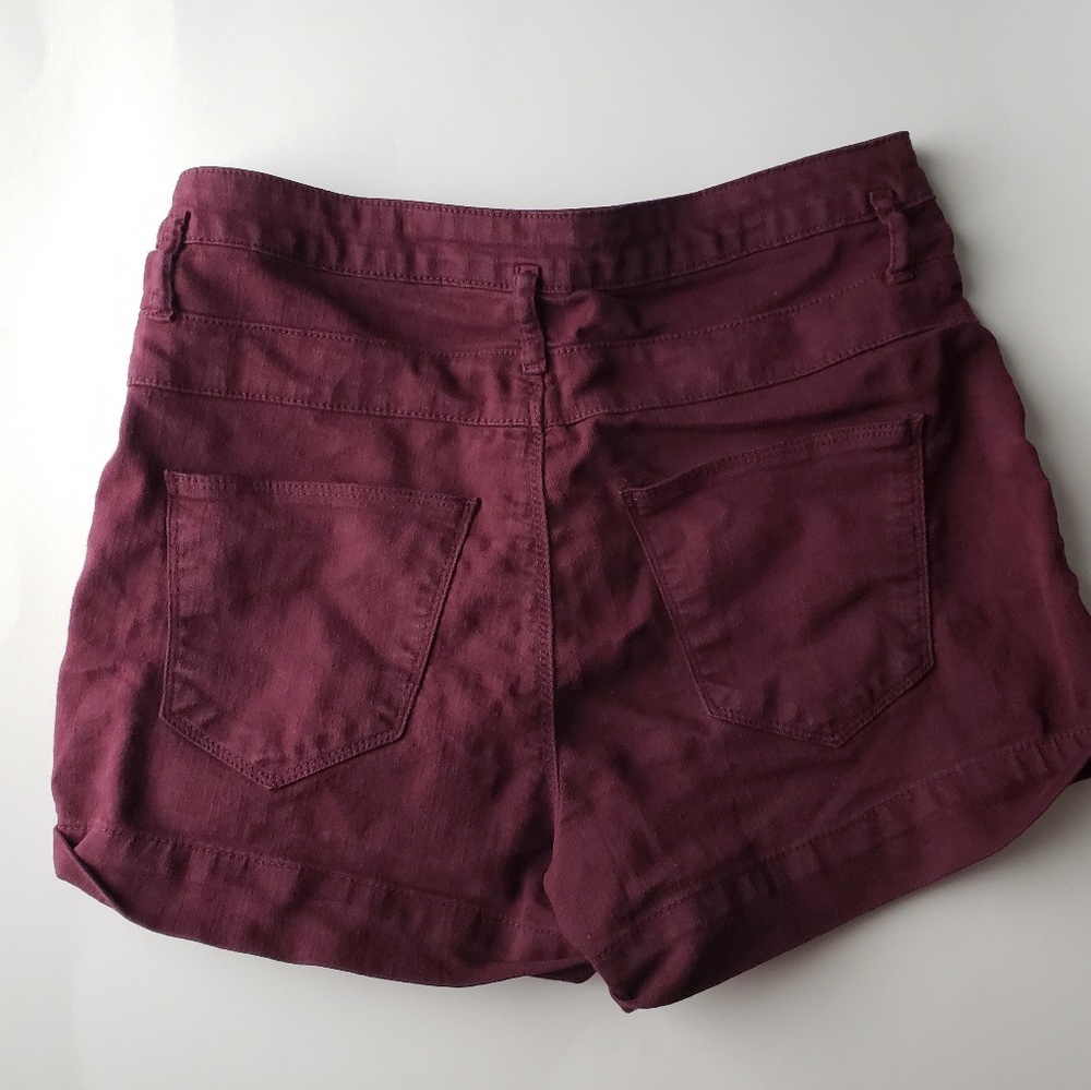 High Waist Short - Picture 2 of 2
